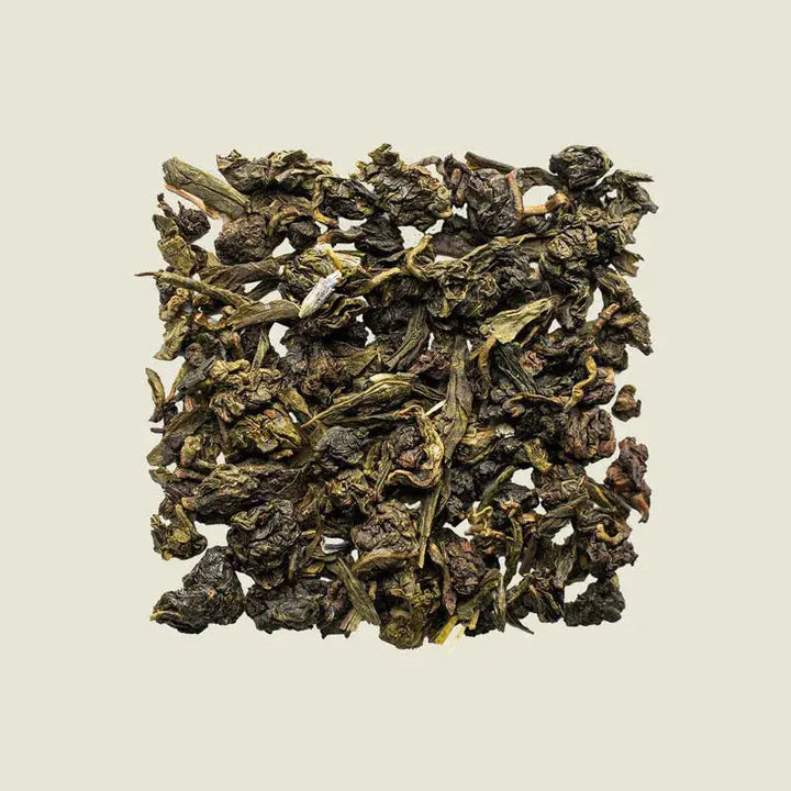 Oolong Lavandula - Noema - Loser Blatttee von oben fotografiert