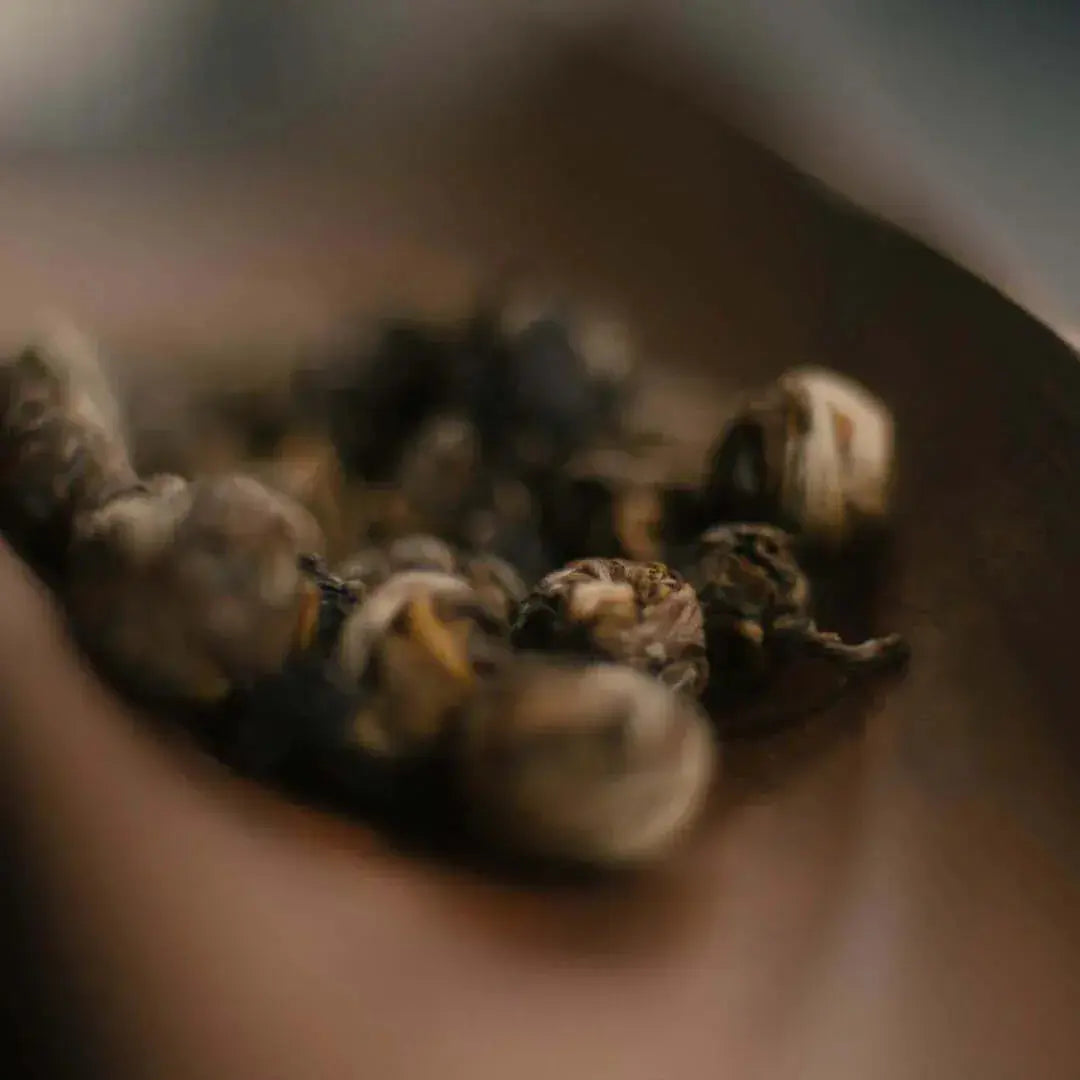 Silver Pearl (Tai Mu Long Zhu) - Noema